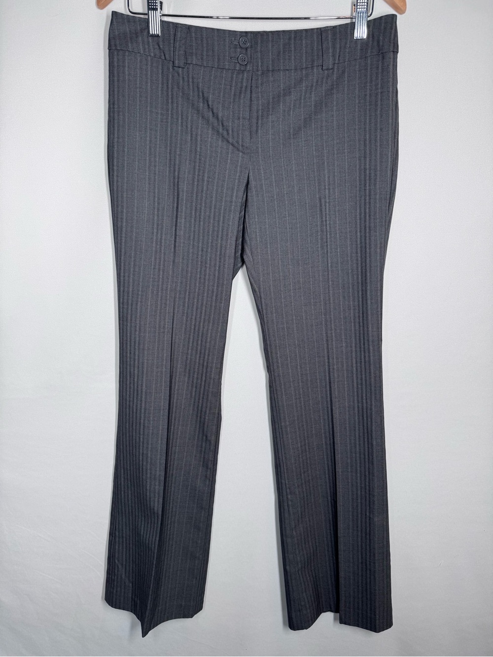 NWT New York & Company Grey Pinstripe Dress Pants Trousers Style 3191 Size 12